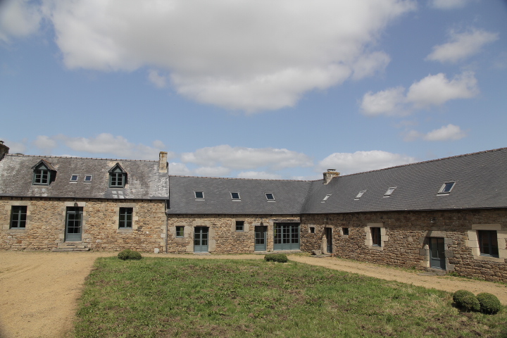 Longère bretonne rénovée à partir de 16 personnes